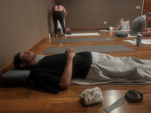 Yesterday I took some time to slow down and reset with yoga 🧘🏾‍♂️🥁

#naijalbdrummin 
#resetyourmind