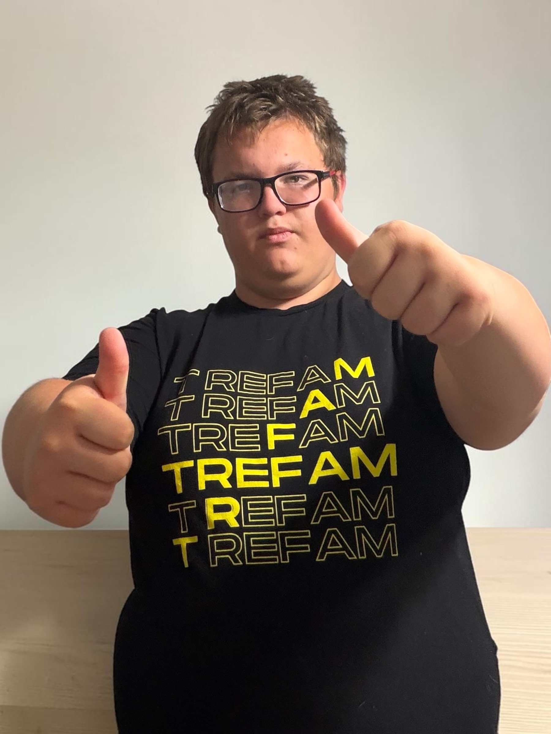 TREFAM Spread T-Shirt product image (1)