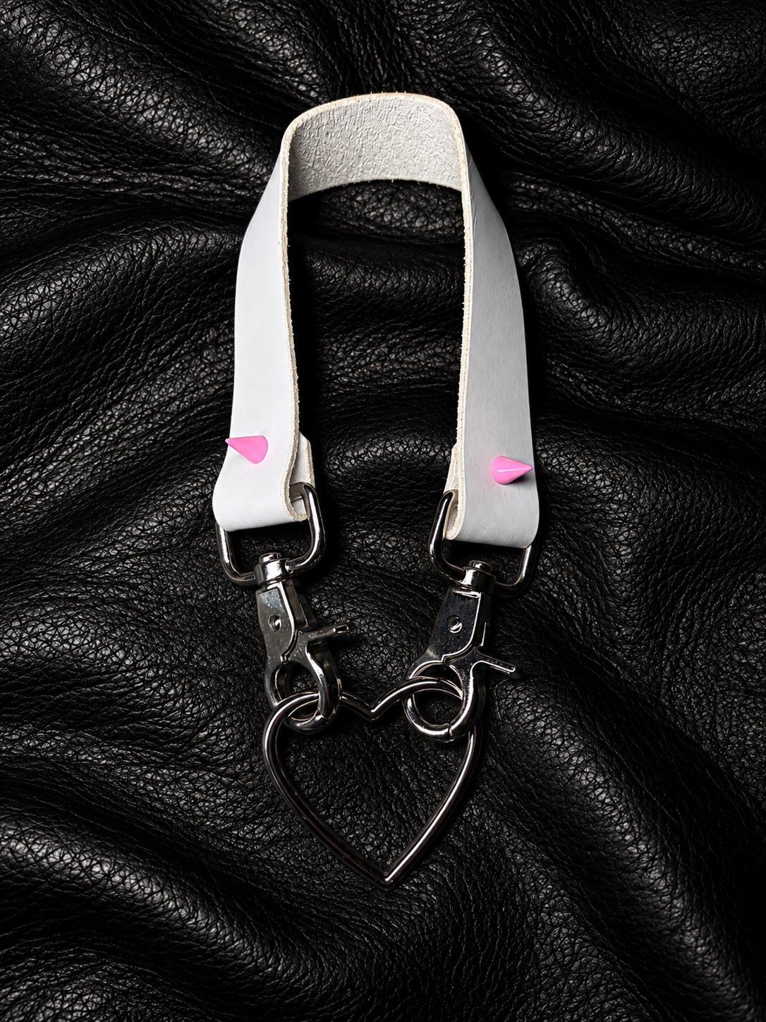 Heartbreaker Convertible Collar/Leash product image (1)