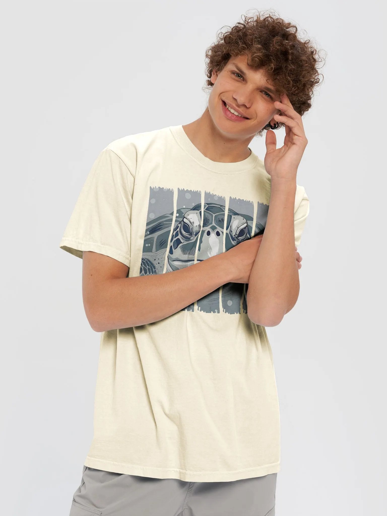 Sea Turtle Graphic Tee product image (32)