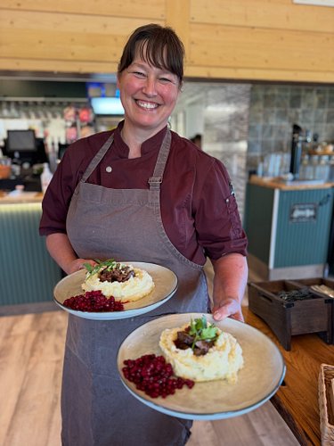 🍽️ IMORGON FREDAG 23/10!

SISTA CHANSEN FÖR I ÅR att njuta av vår SKOMAKARLÅDA! 🤩

Serveras mellan kl. 12-14
Endast 149 kr in...