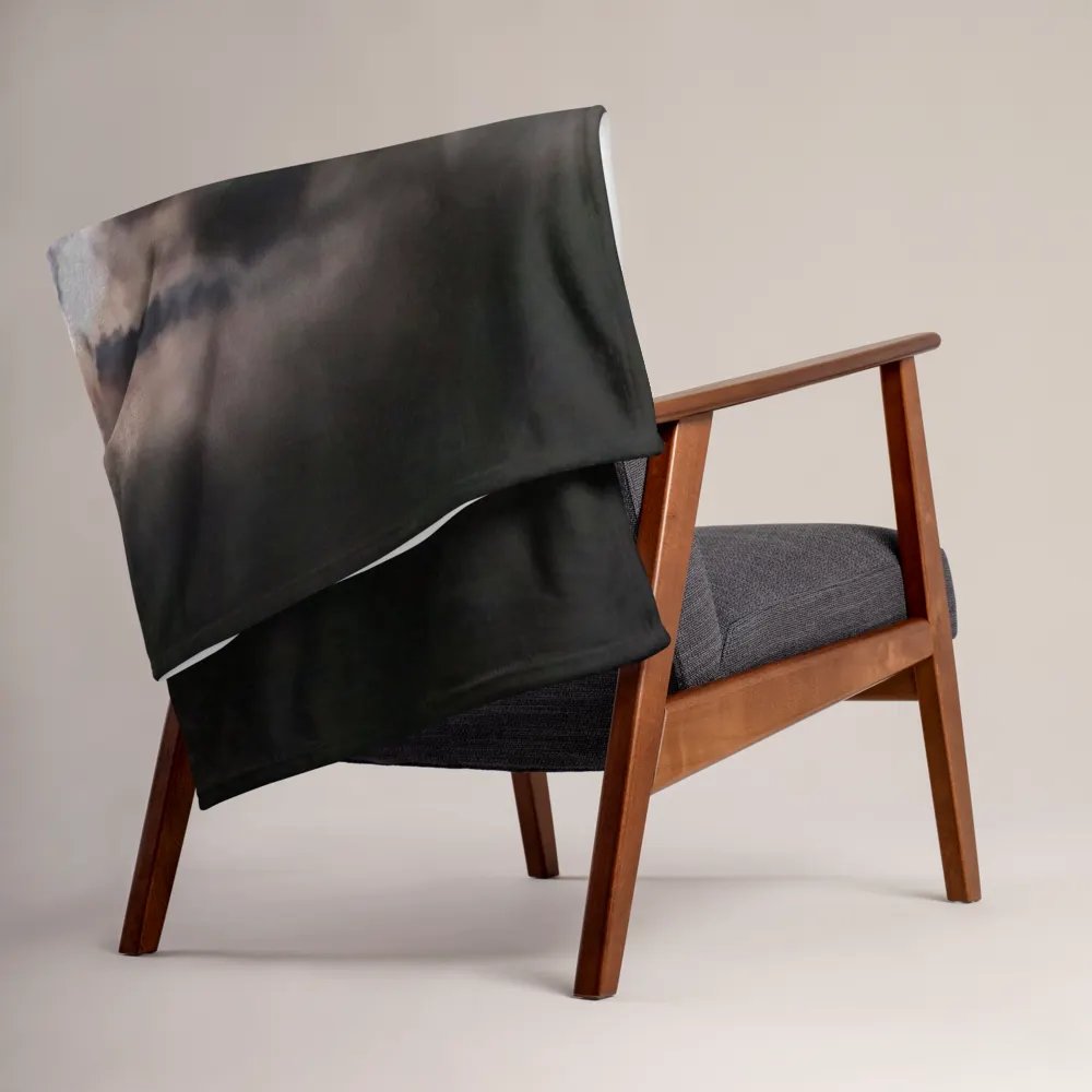 Thoughtless Night product image (15)