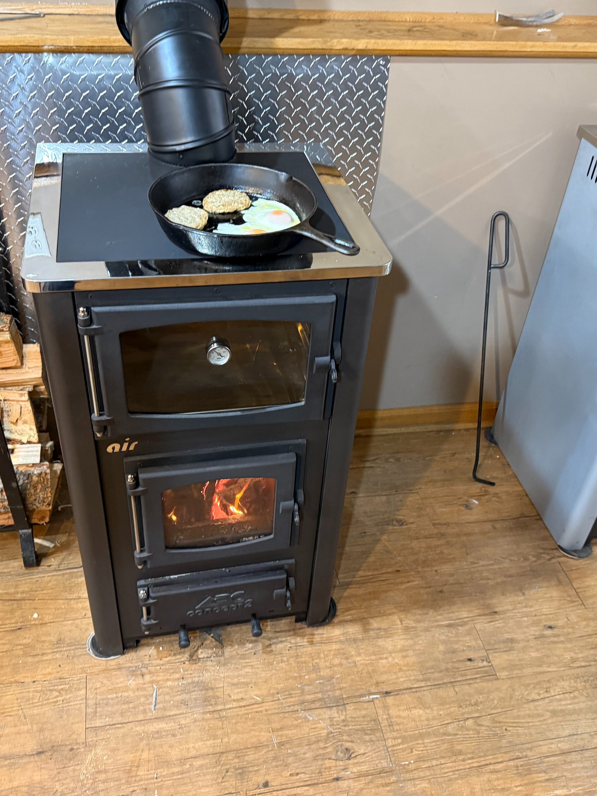 Concept 2 Air Mini Wood/Coal Cookstove Black Sides and Edges product image (5)