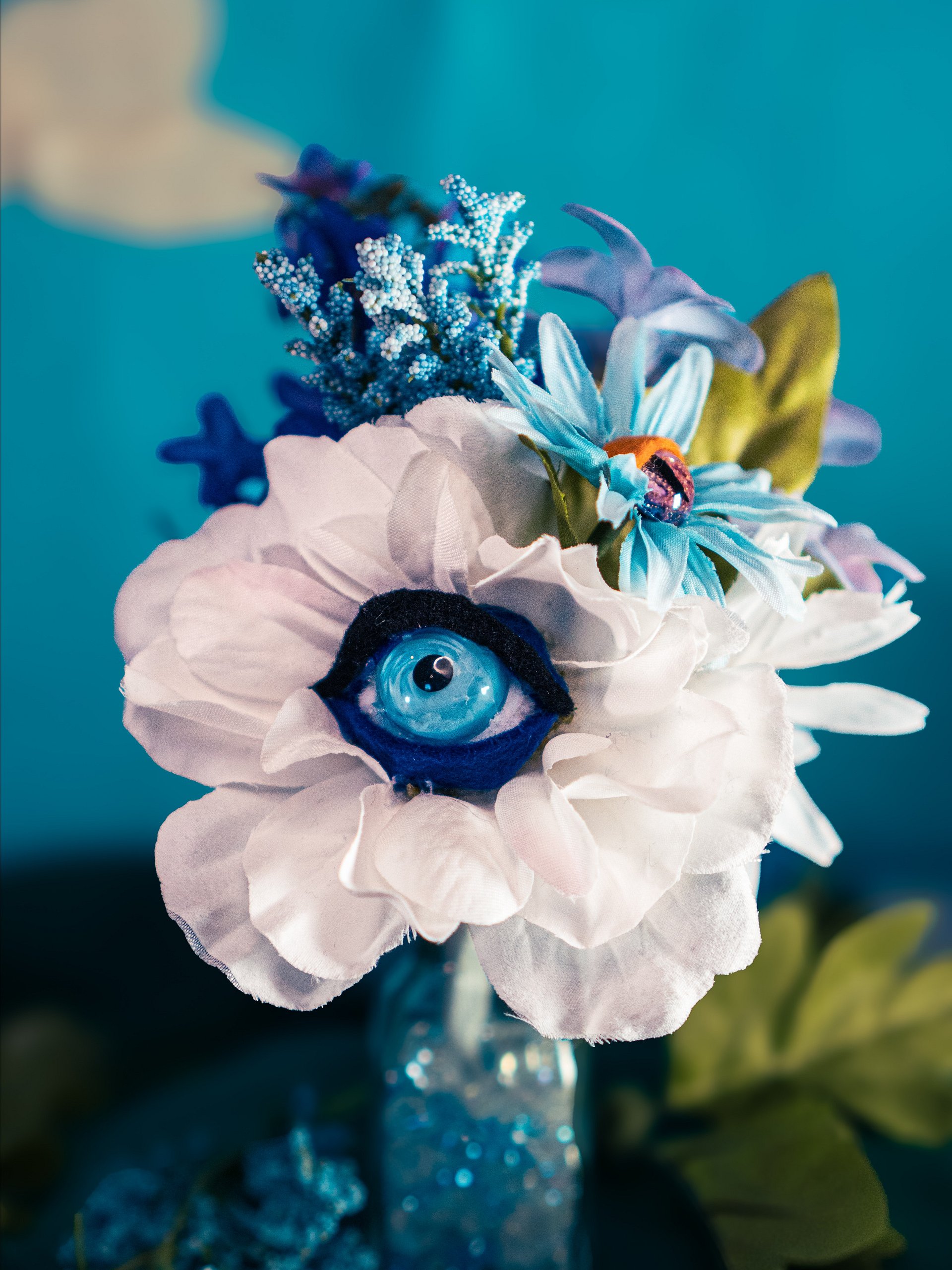 White and Blue Bouquet product image (1)