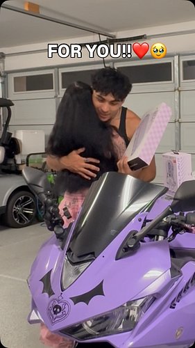 She had NO idea❤️🥹 love you @yo_madz_ 
•
•
•
•
•
•
•
•
•
•
•
•
•
•
•
#CoupleGoals #BikerCouple #viral #booktok #fyp