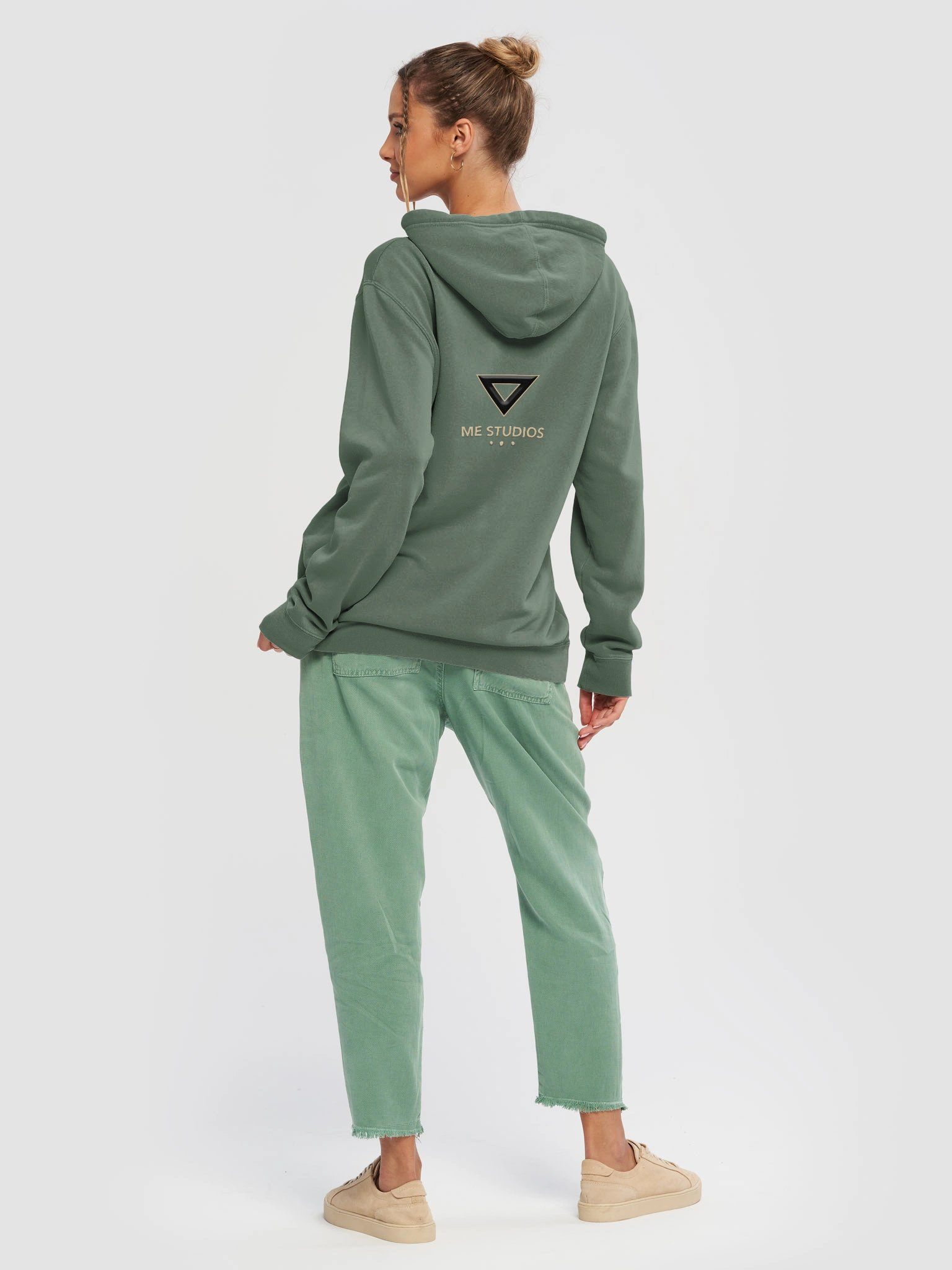 ME vintage hoodie product image (27)