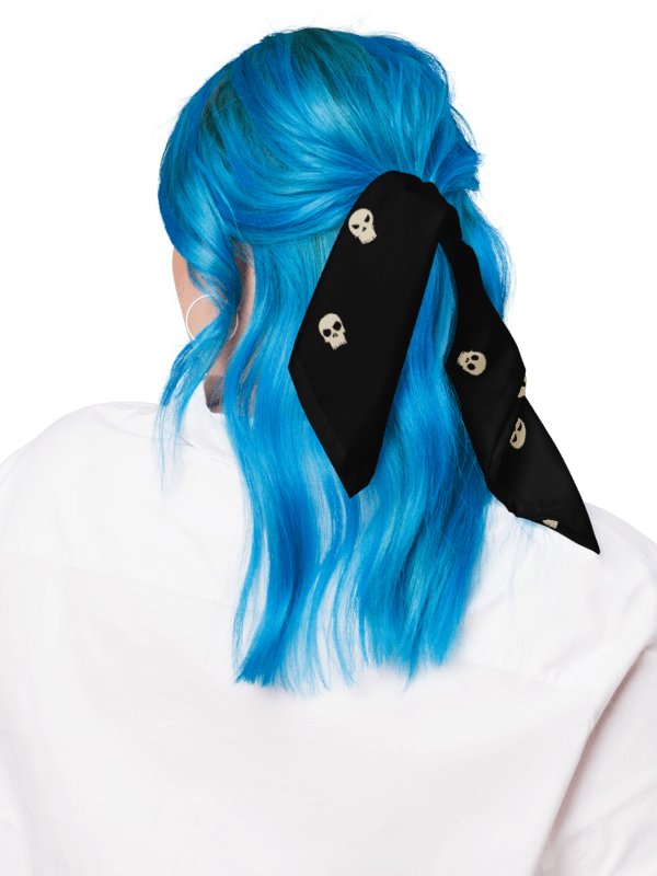 Skully Bandana (black) product image (10)