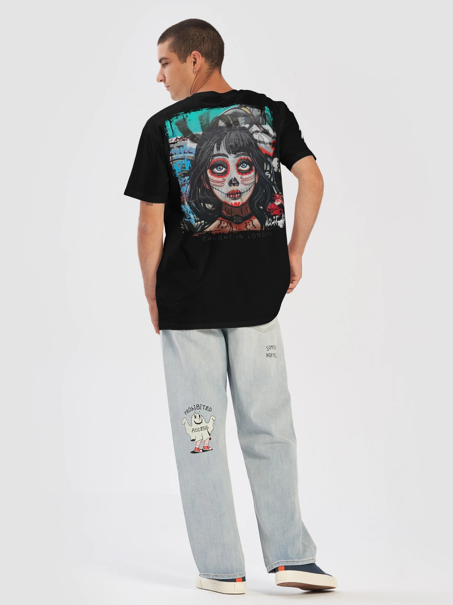 CAUGHT IN LONDON - BACK | Mike Comp Artist Series product image (6)