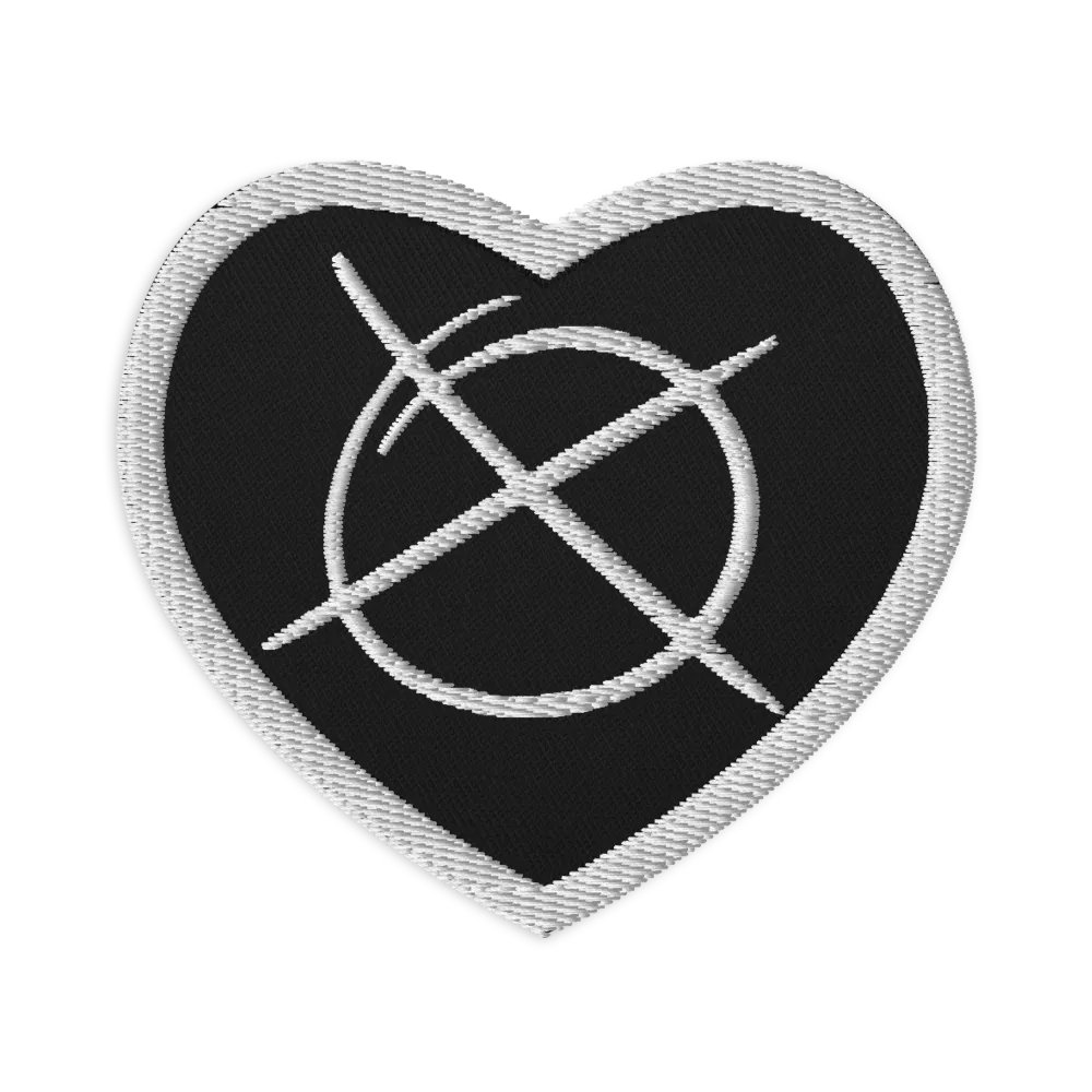 LOGO HEART PATCH product image (1)