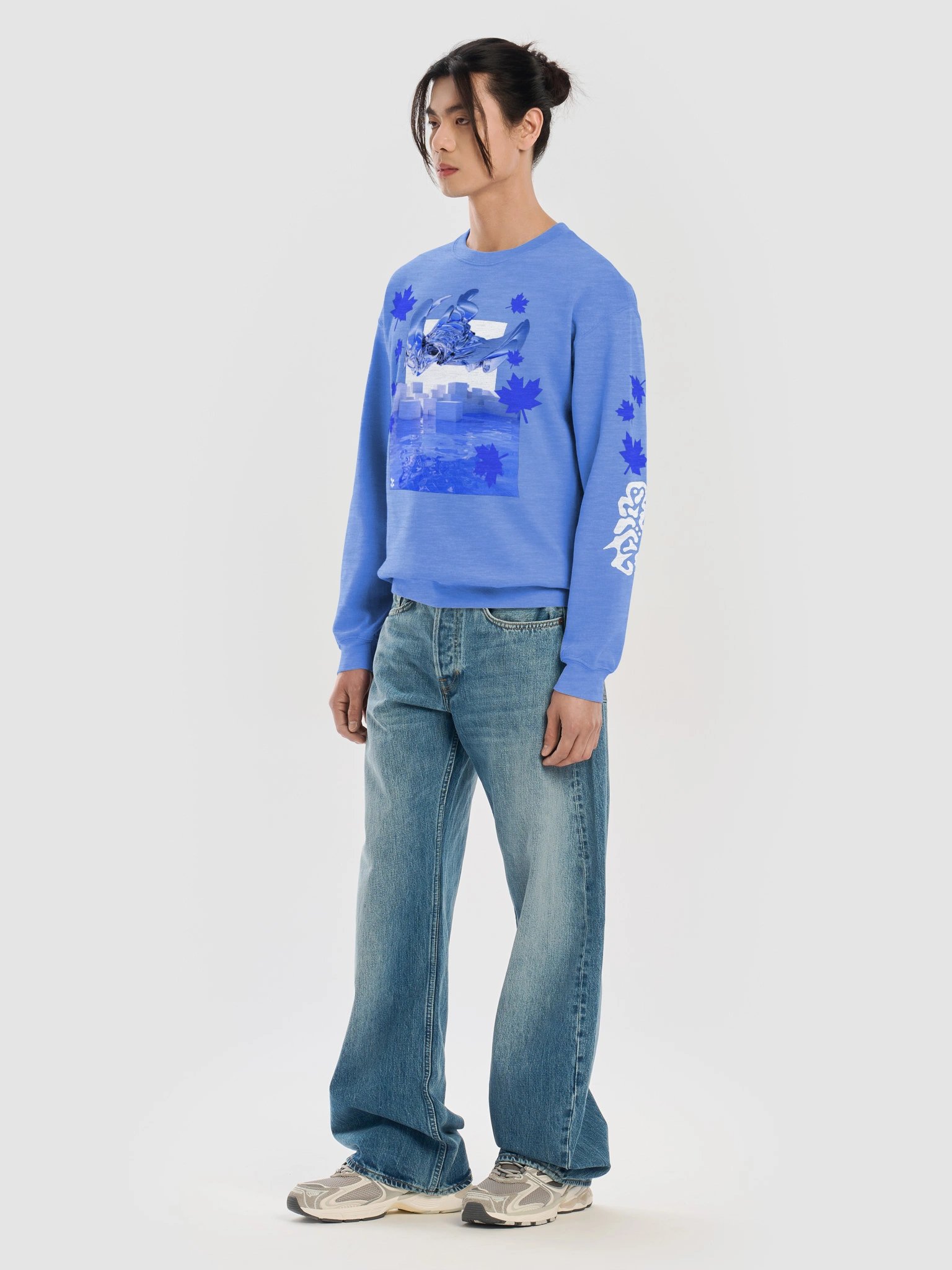 秋に帰る Return to Autumn Sweatshirt (Blue Edition) product image (23)