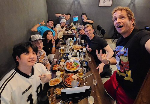 There was an expo in Seoul for the past 4 days, so I haven't had a chance to post many photos! Here's a few from this past we...