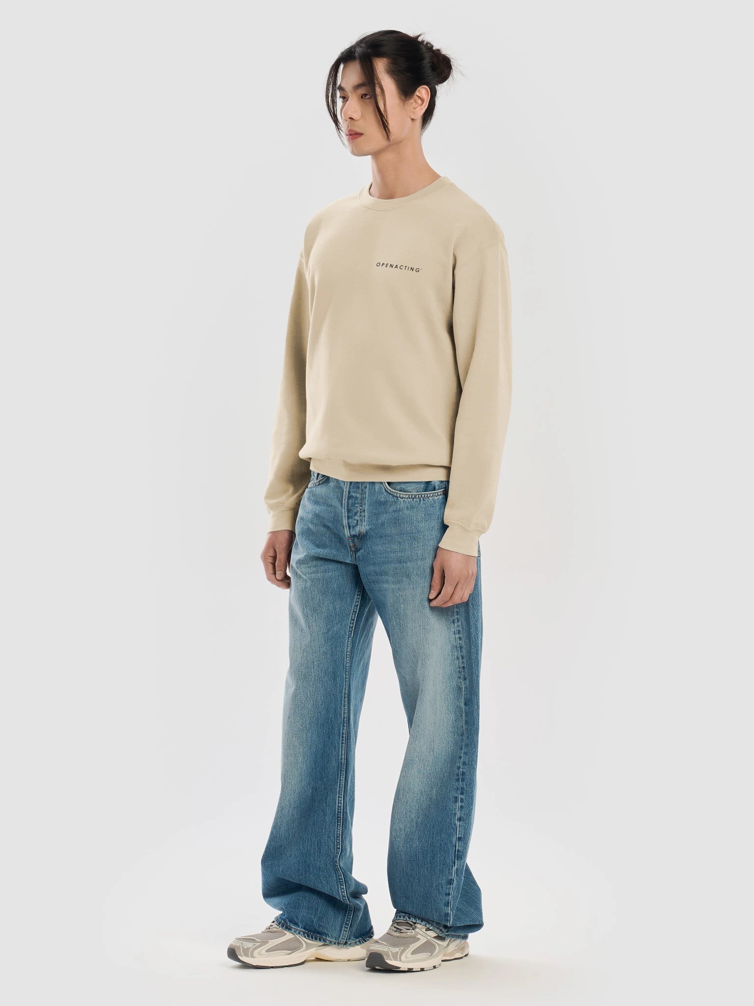 Sudadera sin capucha «ACCIÓN!» product image (11)