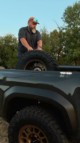 “bUT iT’S nOT tHEfT PRoOf!” 😂

Yeah… neither is your factory tire hoist.

The tailgate locks, so if someone wants to climb in...