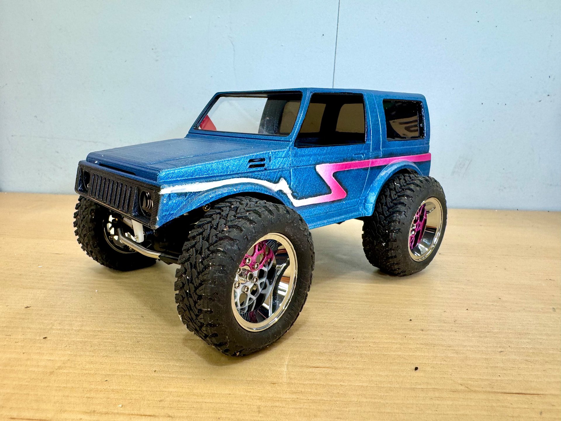 Scx24 Suzuki Samurai product image (1)