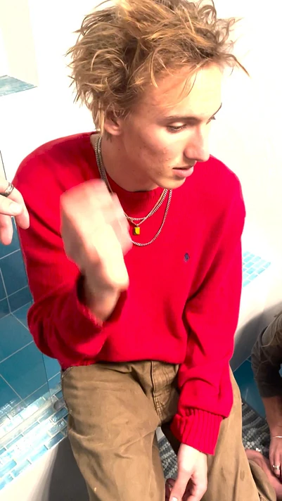 Video thumbnail