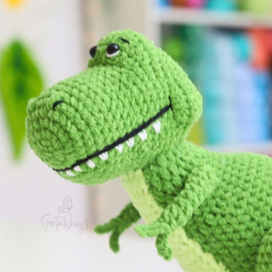 Patrón Amigurumi T-Rex de Crochet en Chenille - PREVENTA 25% Dto. product image (4)