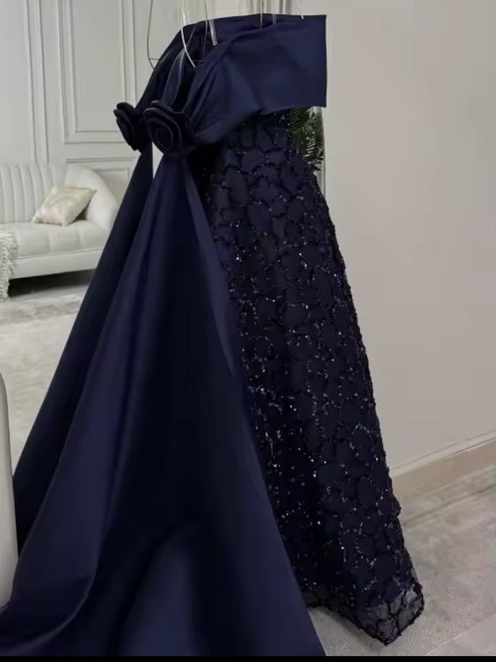 Luxury dress product image (2)