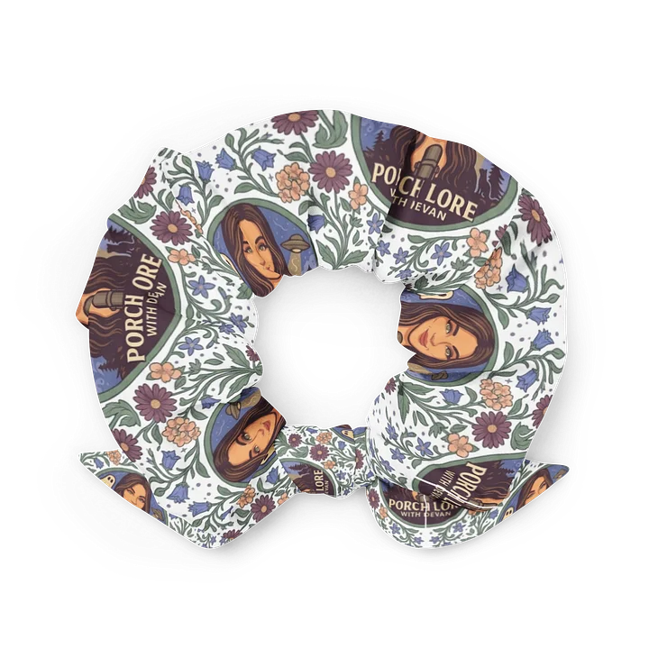 PORCH LORE DEVAN FLORAL SCRUNCHIE product image (2)