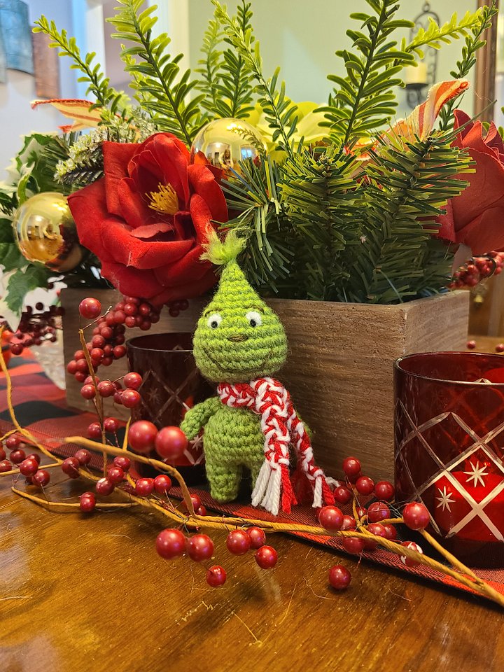 Mini Grinch Doll product image (2)