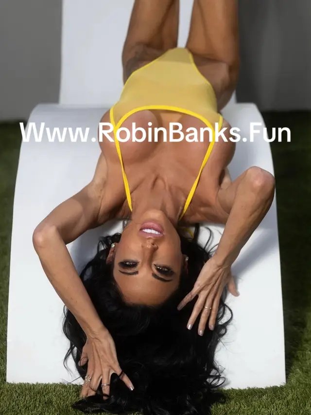Join me!!! 🥰✨ www.robinbanks.fun 