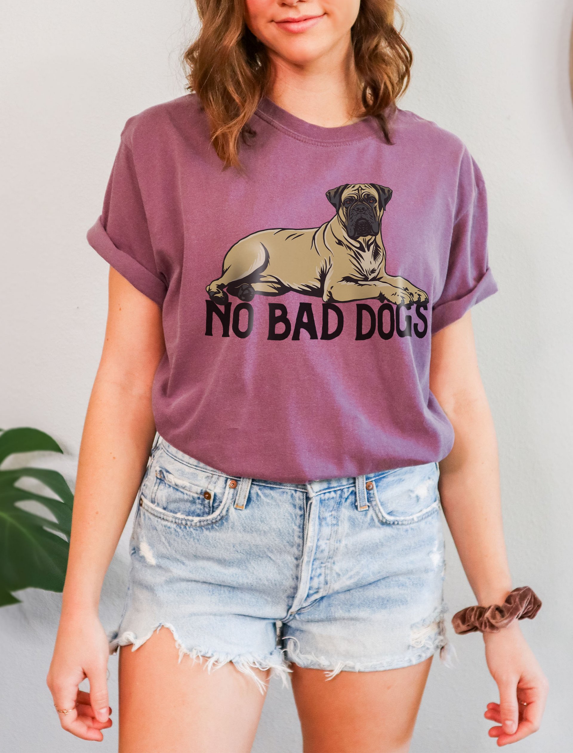 No Bad Dogs T-Shirt of a Bullmastiff | Funny T-Shirt for Bullmastiff Owners product image (2)