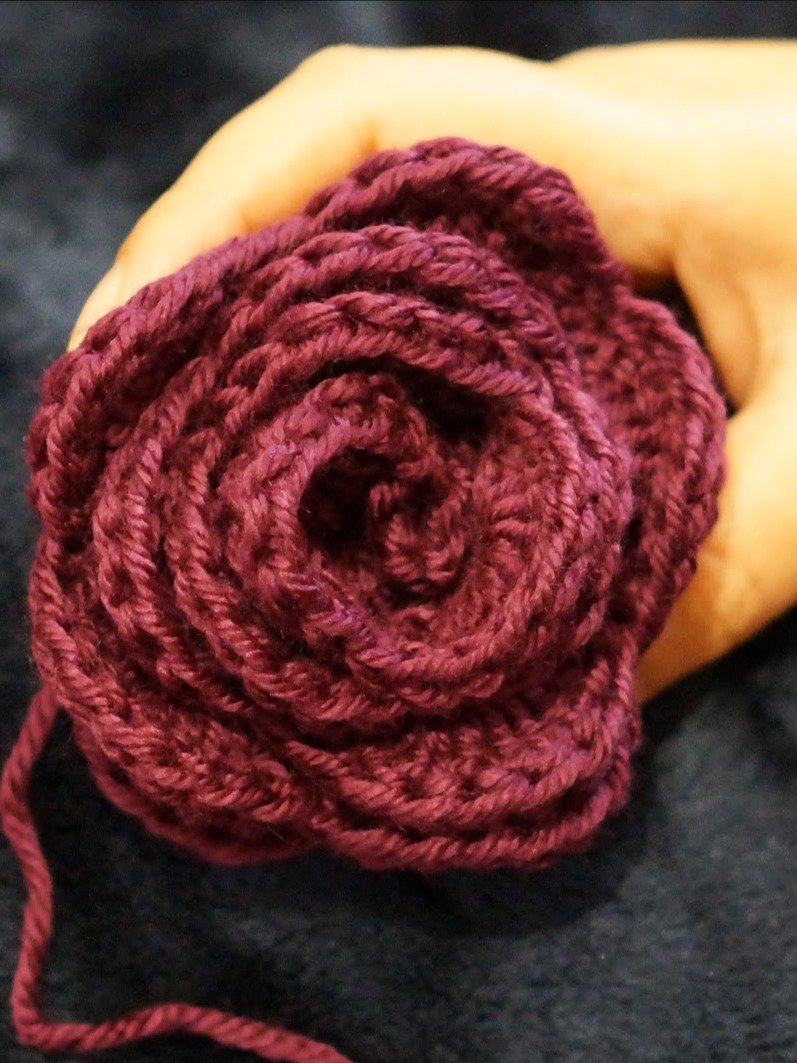 Crochet rose pattern product image (3)