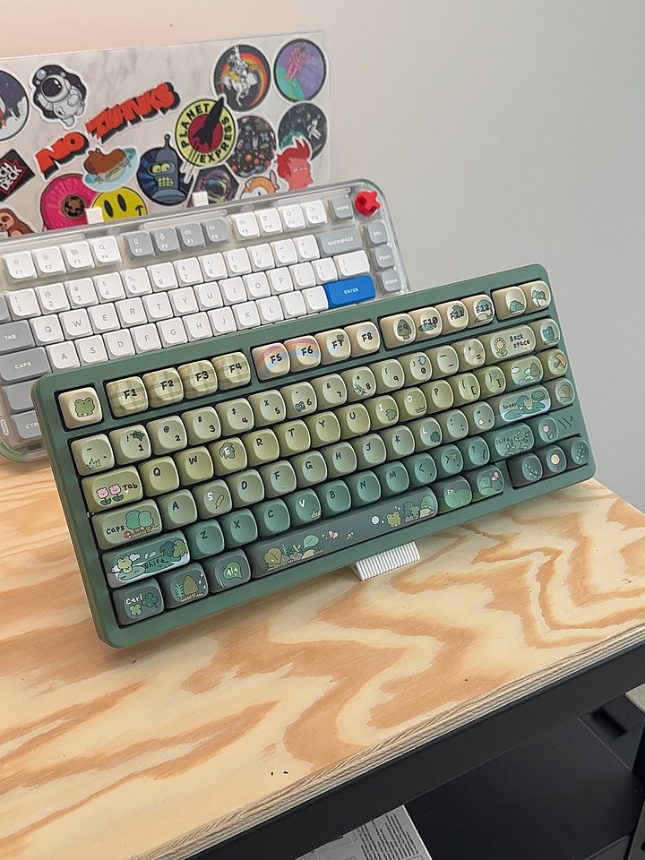 Ripple Display Stand product image (1)