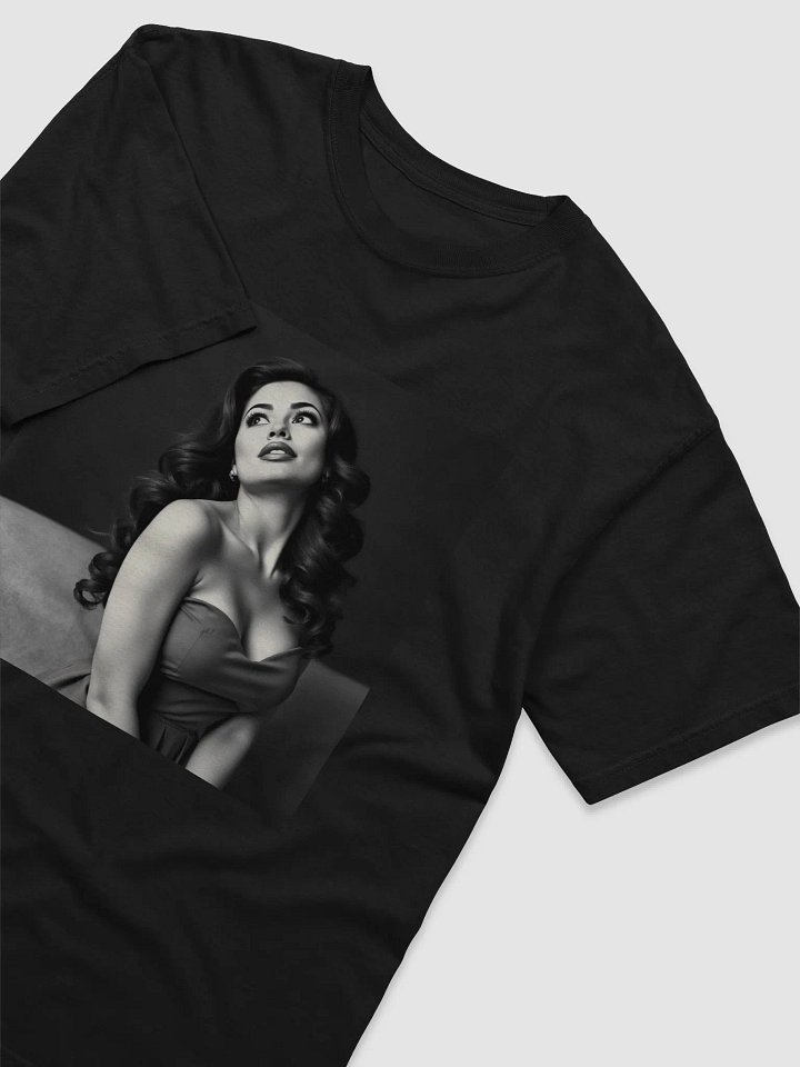 Isabella T-shirt - Pinup T-shirt - Graphic T-shirt product image (2)