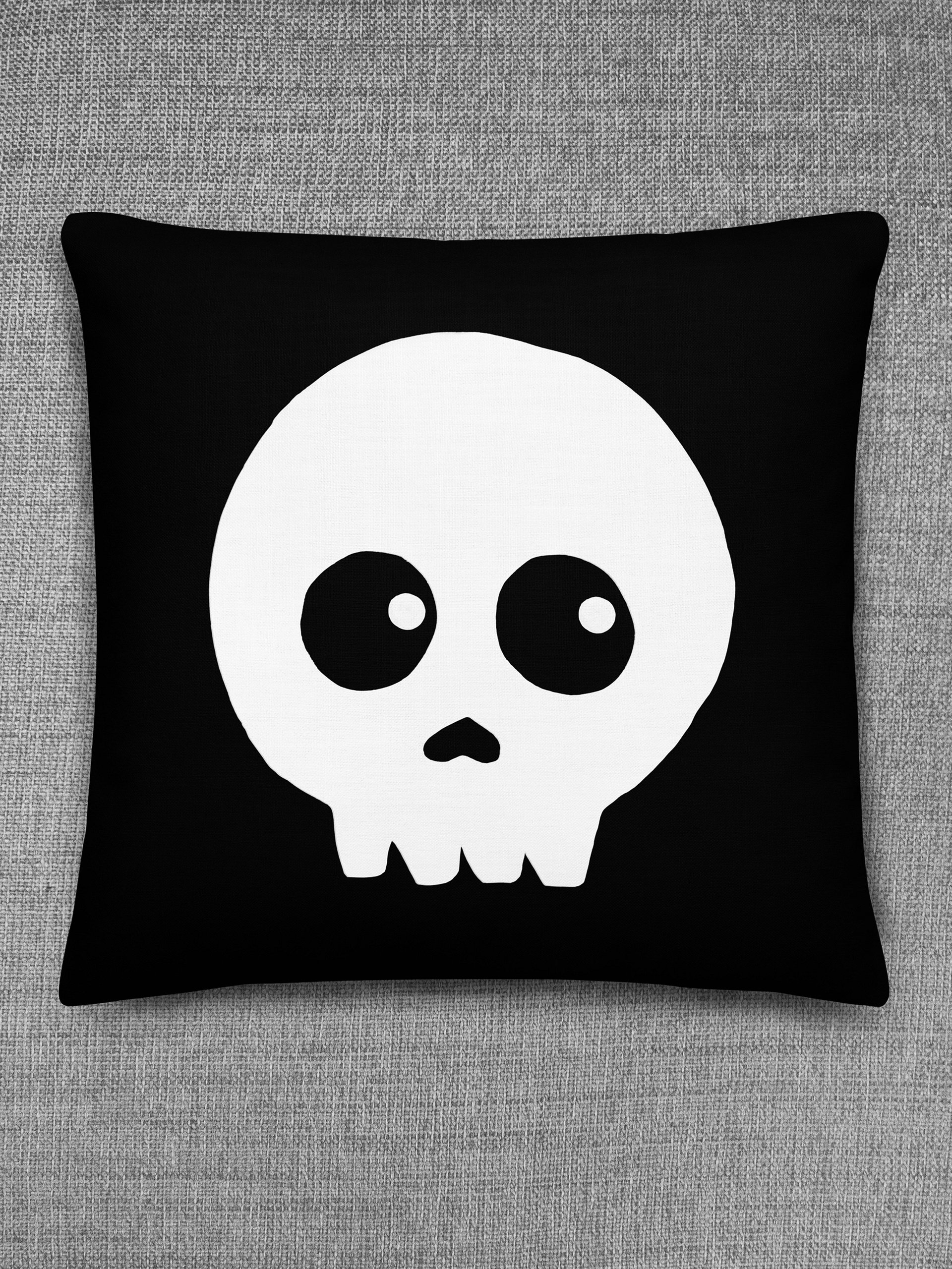 THROW PILLOW - DOUBLE-SIDED SKULL 02 product image (1)
