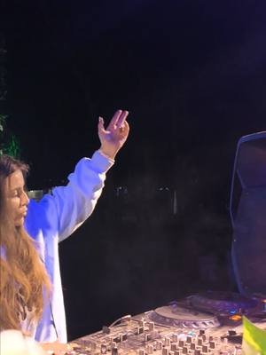 I could’ve sat down. I didn’t. Jungle Sounds 2025. Wheelchair. Peak disability. Still standing behind the decks but because my love for drum & bass is bigger than any limitation. Not for sympathy. Not for views. For the culture. For the music. Support my journey on Ko-fi ☕ https://ko-fi.com/char_dnb #FYP #DrumAndBass #DJLife #MusicIsMedicine #DisabledNotLimited