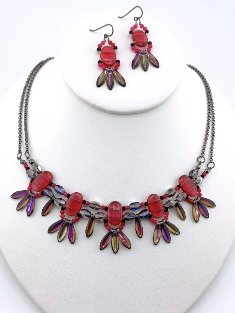 Pink and Purple Czrch Dagger Necklace and Earrings Set product image (1)