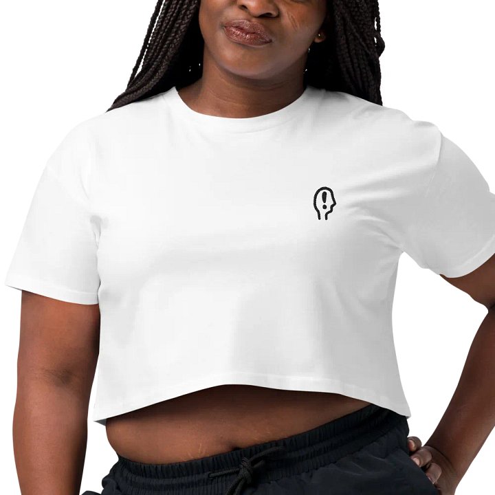 EXCLAIMING MENTALLY (L.C. black) embroidered cotton crop top product image (14)