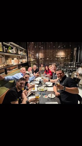 Recap of my first @amsterdamdanceevent attendance!! Had SO much fun, got the chance to finally get together with some friends...