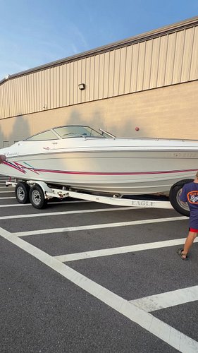 Marketplace strikes again. But now I have a boat and a lift!!