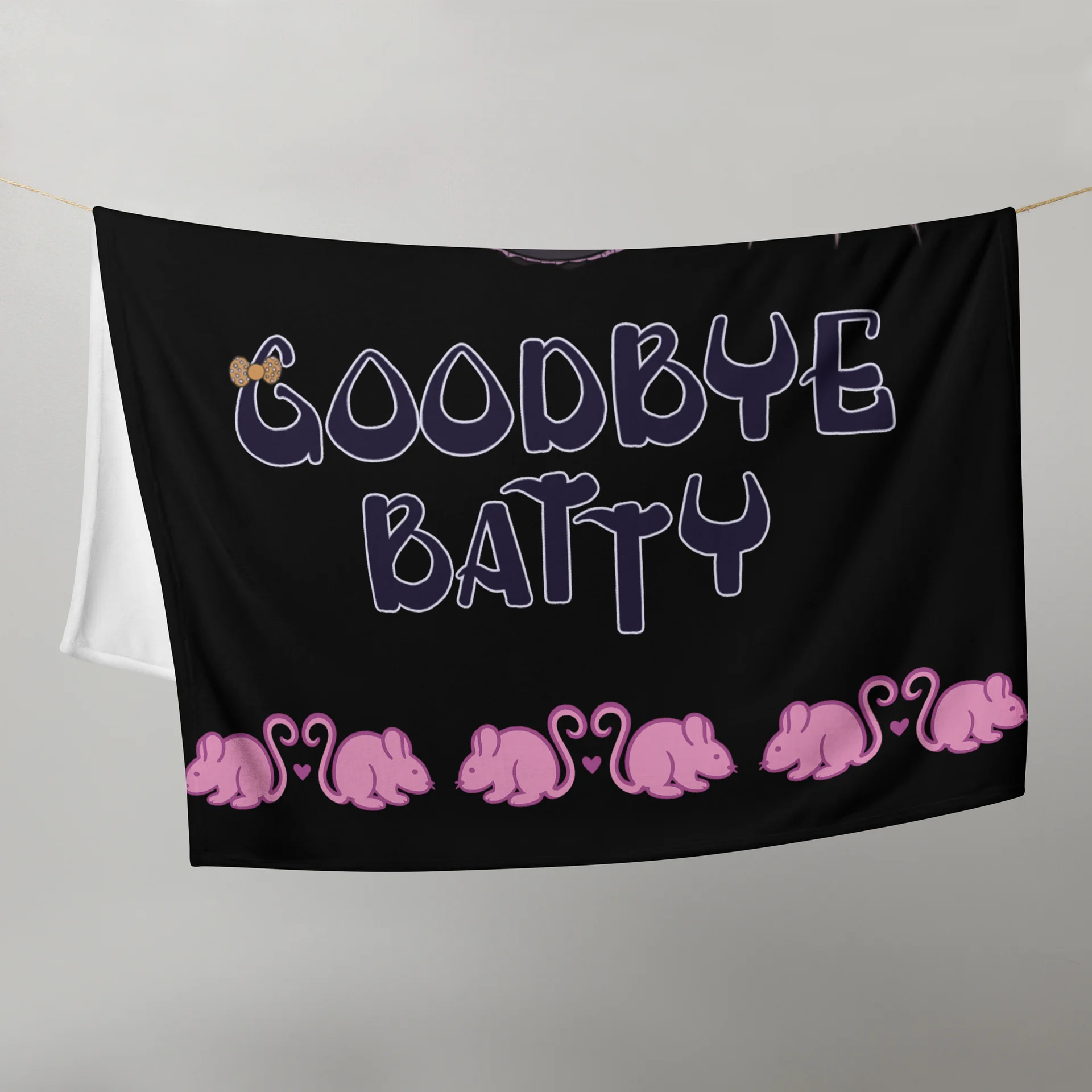 Batty Blanket - Black product image (5)