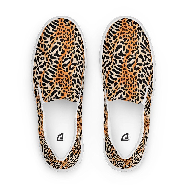 Orange Giraffe Woman Canvas Shoes product image (1)