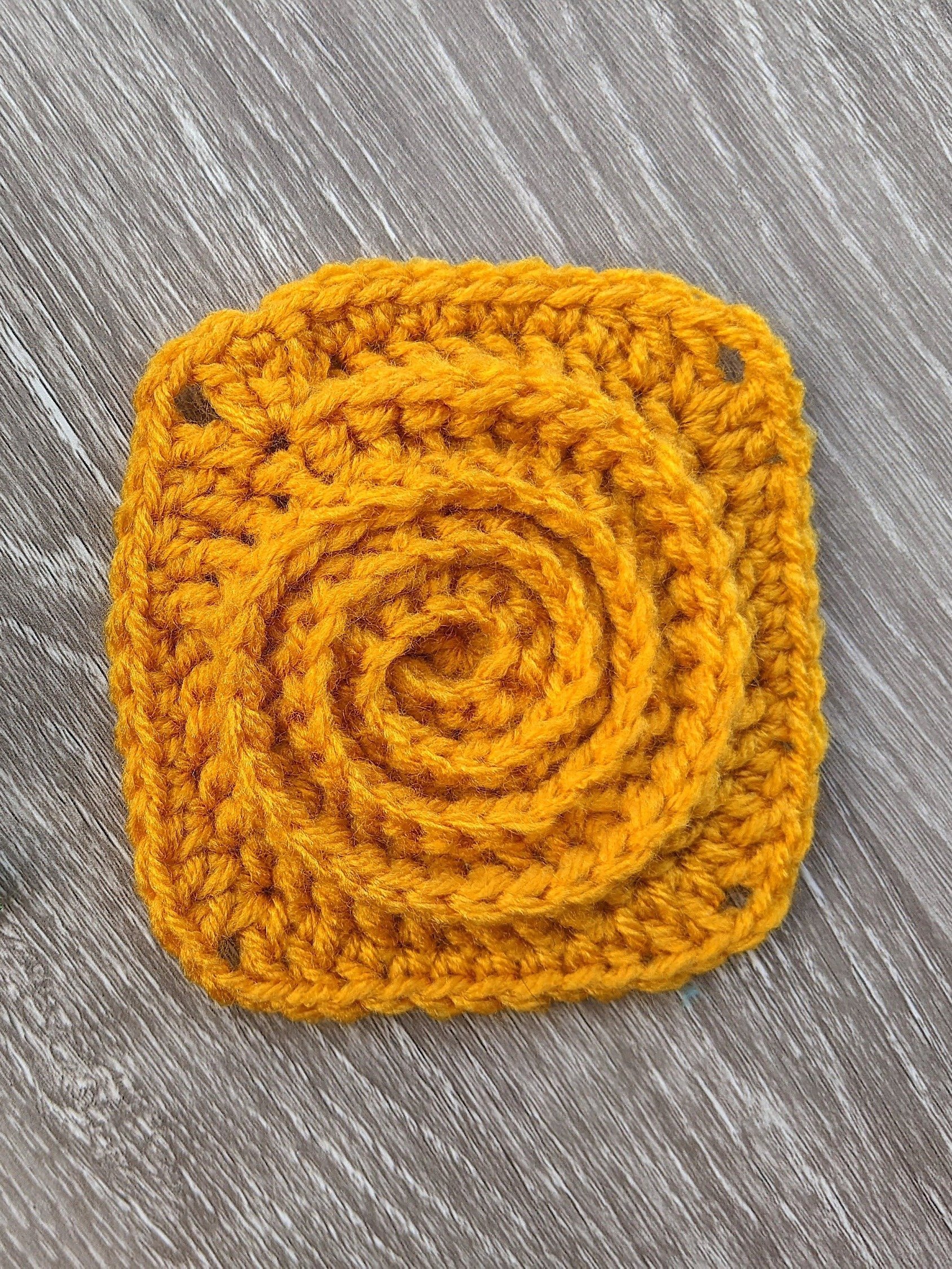 Crochet Spiral Granny Square Pattern product image (3)