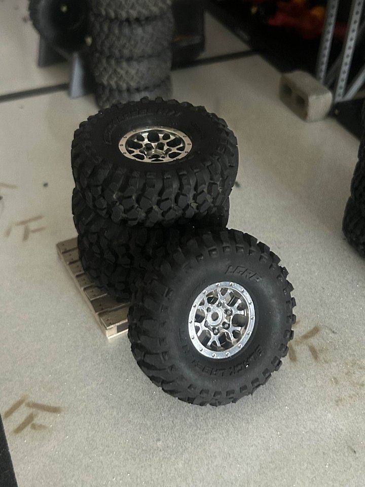 LGRP wheels / tires product image (1)