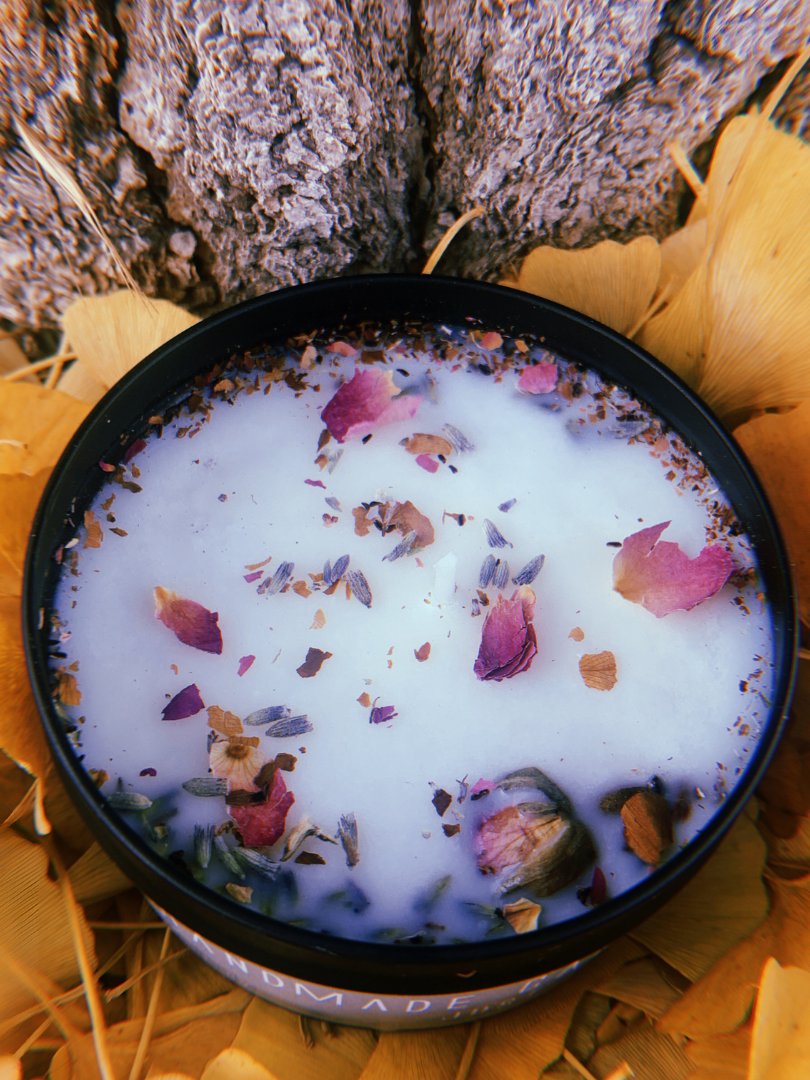 Lavender Rose Candle (8 oz) product image (3)