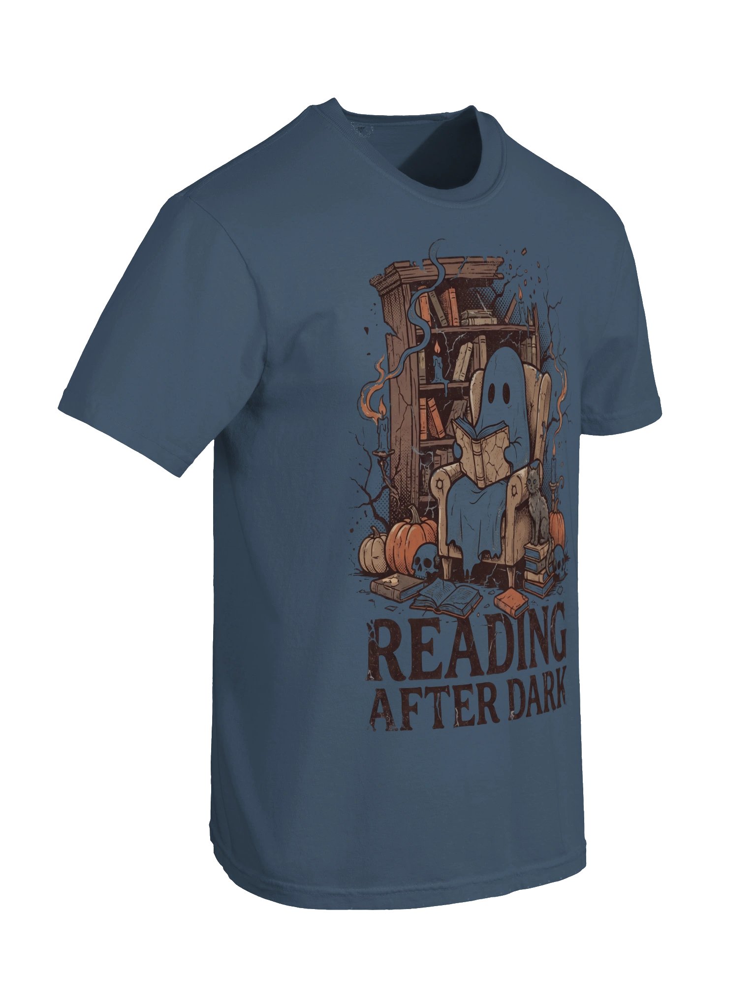 Reading After Dark – Vintage Halloween Book Lover T-Shirt product image (71)