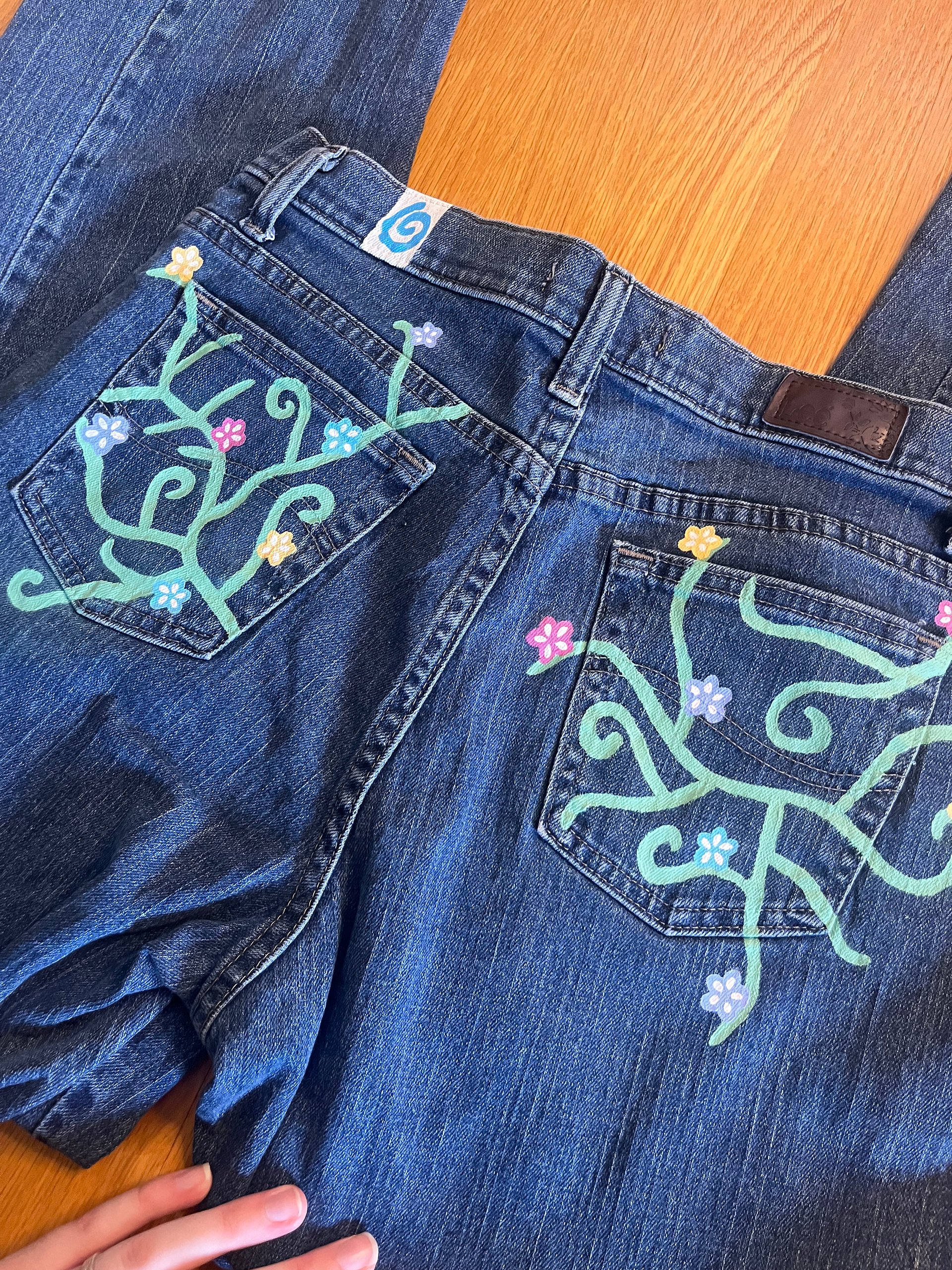 Wild Vine Jeans / Size 8 Medium product image (4)