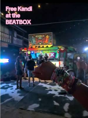 @BeatBox Beverages🧃 #kandibracelet #az #rave 💕✨🎀🥺 honestly I got a lot of really cool Kandi from people 🍭🍬🌸🐝Everyone was really nice at #goldrushaz 🩷 #beatbox 