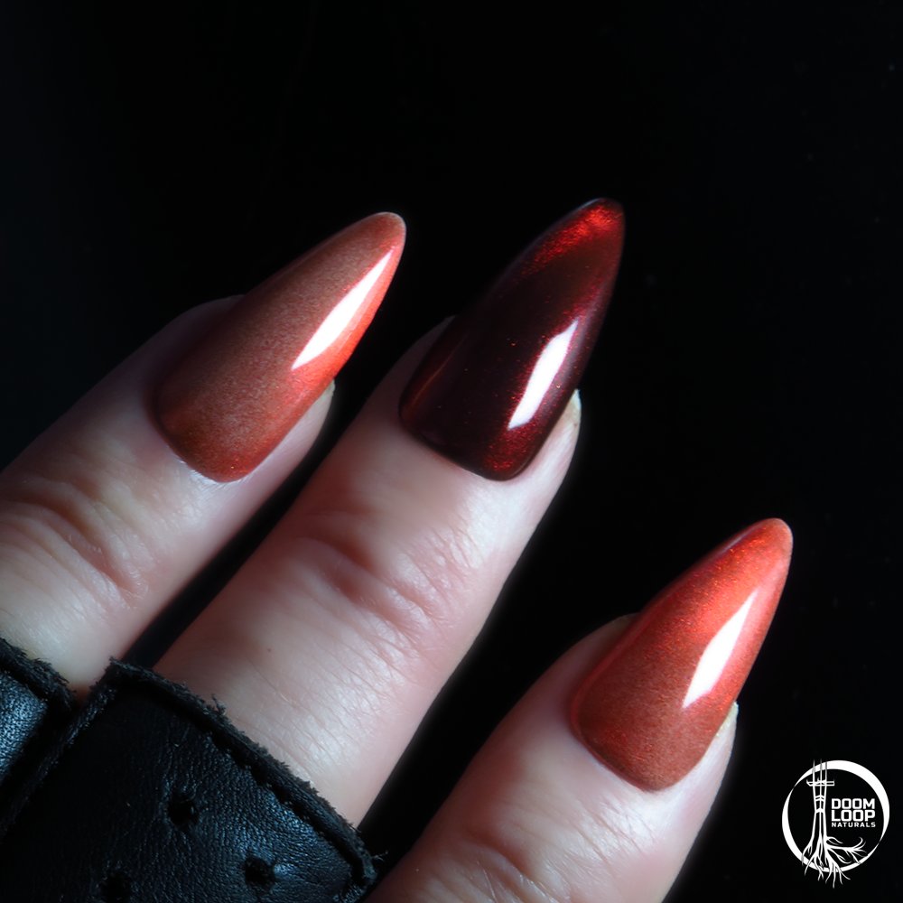 BEYOND THE SCARLET VALE - Red Shimmer Magnetic Topper Nail Polish product image (2)