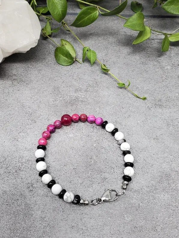 The Lovers Bracelet • Agate and Howlite product image (2)