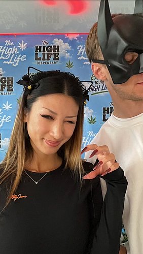 🎃👑 A Spooktacular Celebration with Kitty Creme × The High Life! 🐾✨ @thehighlife_li