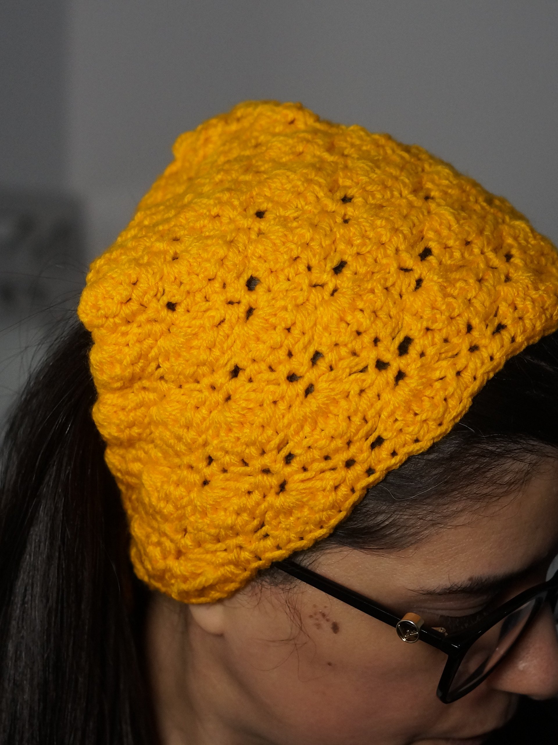 Shell stitch headband crochet pattern product image (6)