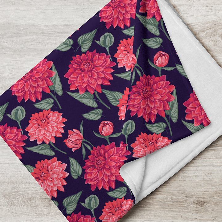 Chic Symmetrical Blossom Bliss Throw Blanket for Home Decor product image (2)