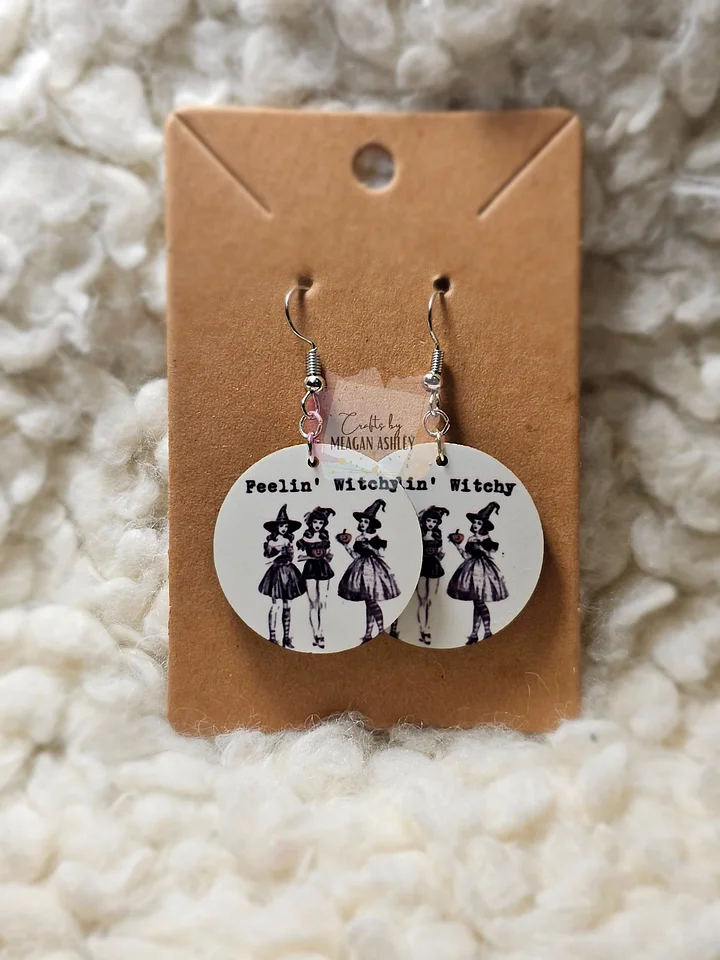 Feeling witchy earrings product image (2)