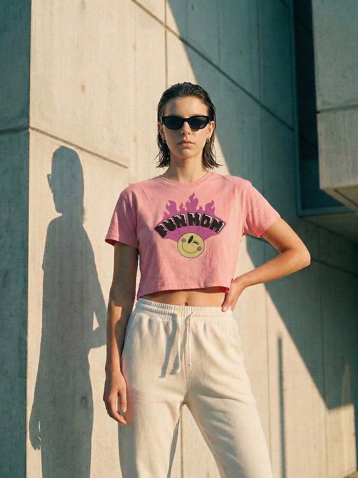 Fun Mom Cropped T-shirt product image (2)
