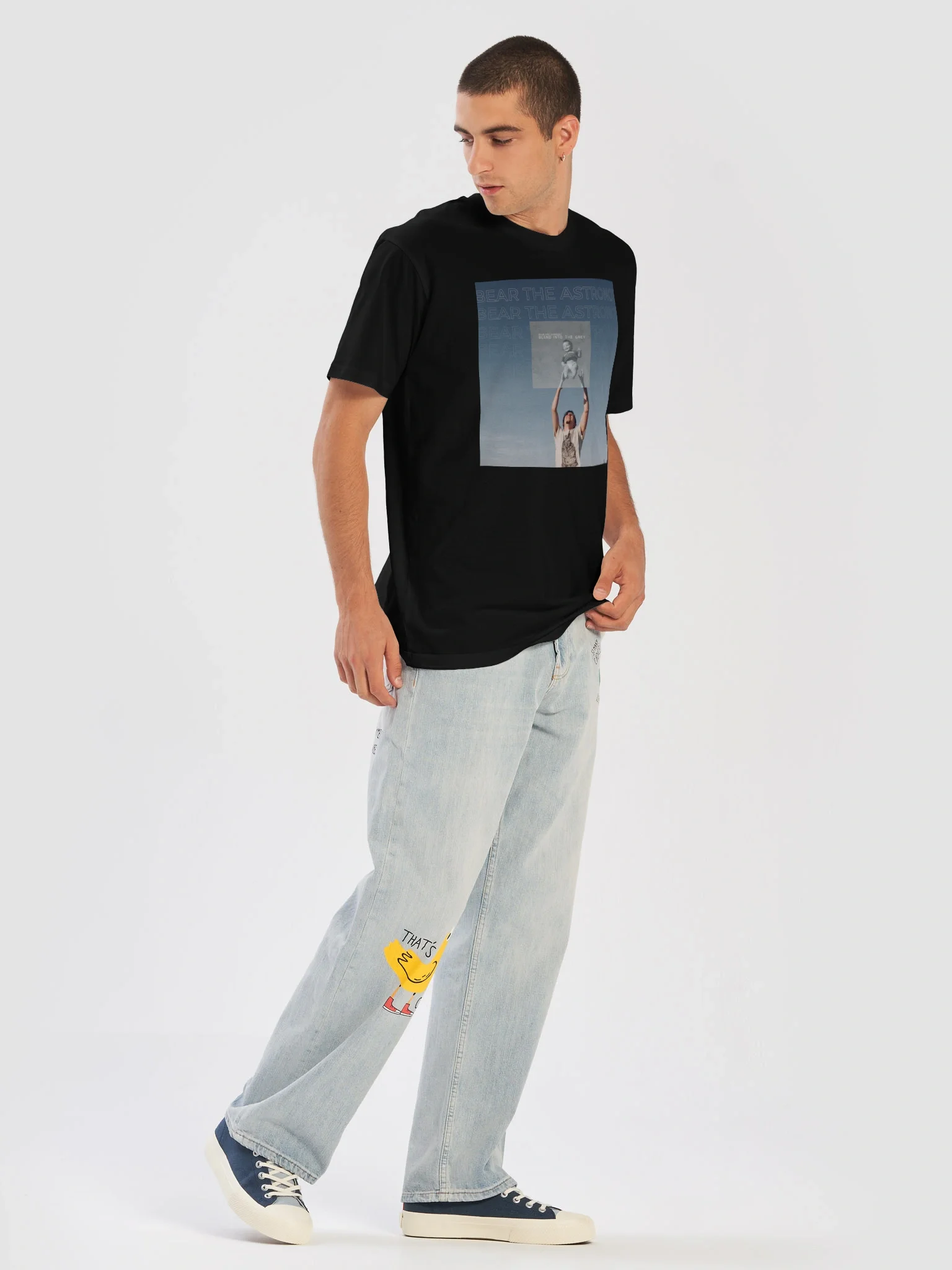 Bear the Astronot Blend Into the Grey T-shirt
